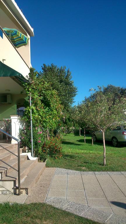 Apartments Vlašići Buitenkant foto