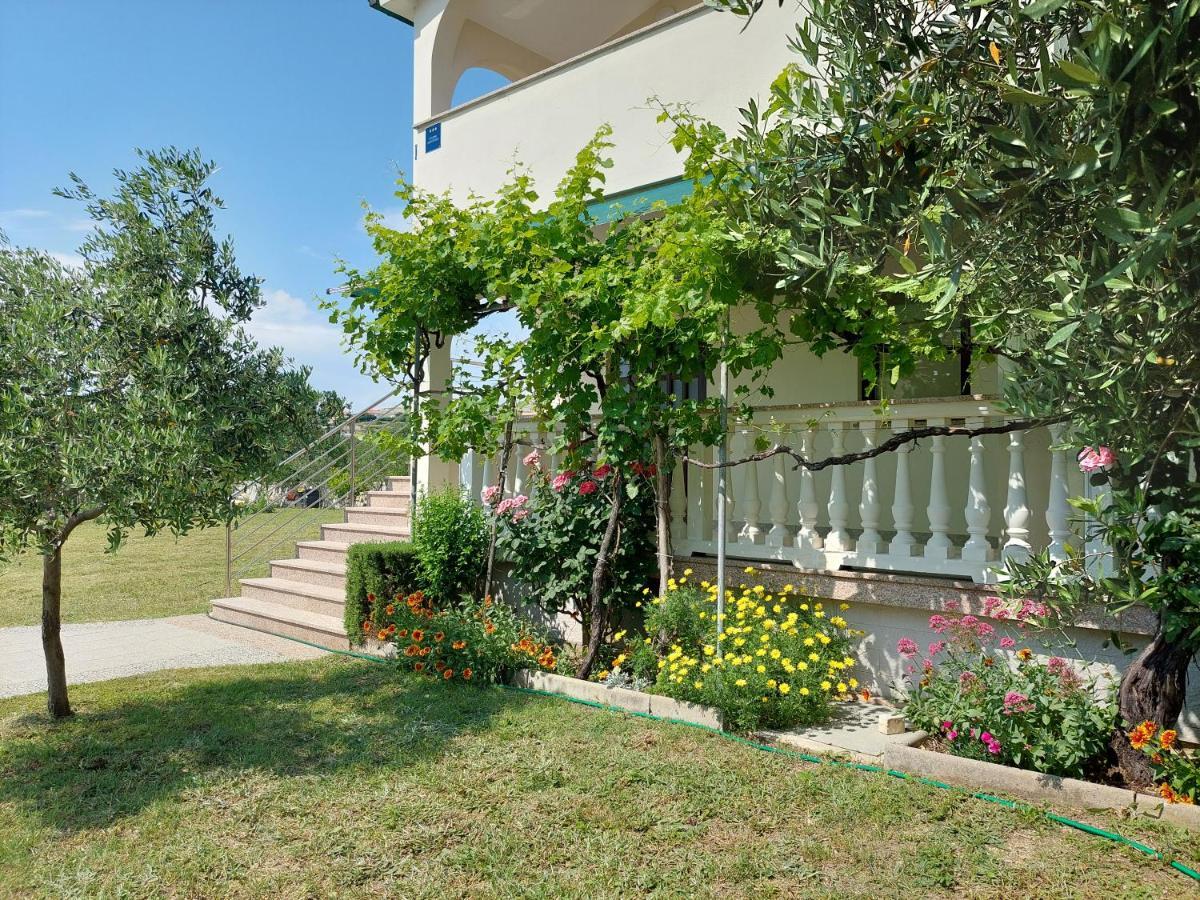 Apartments Vlašići Buitenkant foto