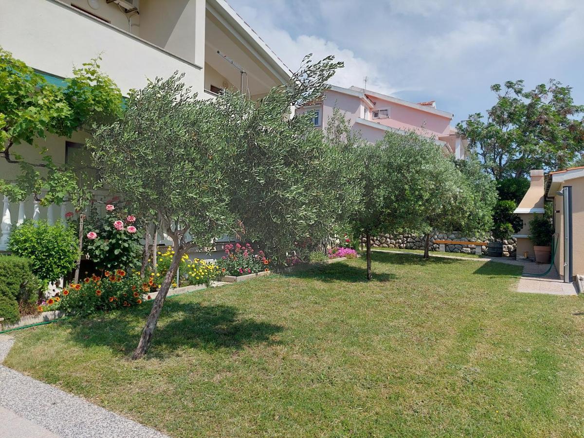 Apartments Vlašići Buitenkant foto